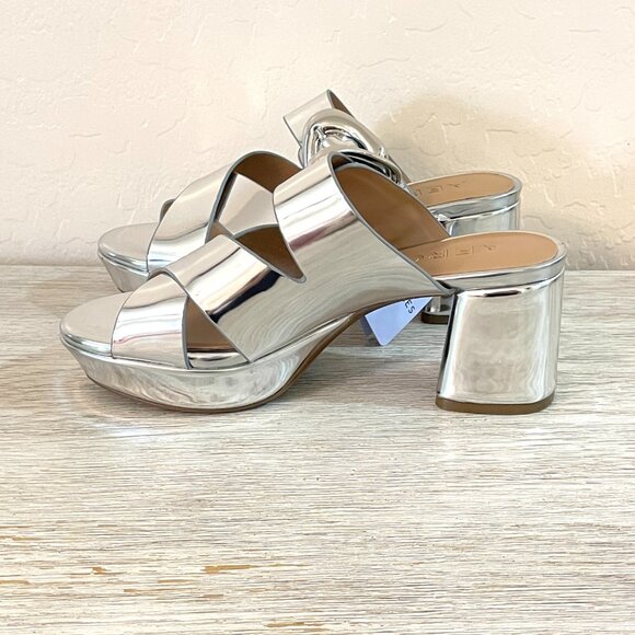 New Aerosoles Sandals Platform Heels 6 Collin Mirrored Silver Slides in Box - Picture 9 of 12